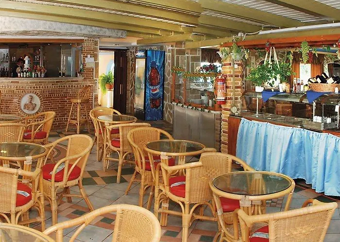 Astoria Отель Khartata