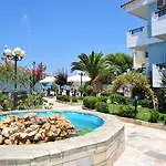 Astoria Hotel 2*